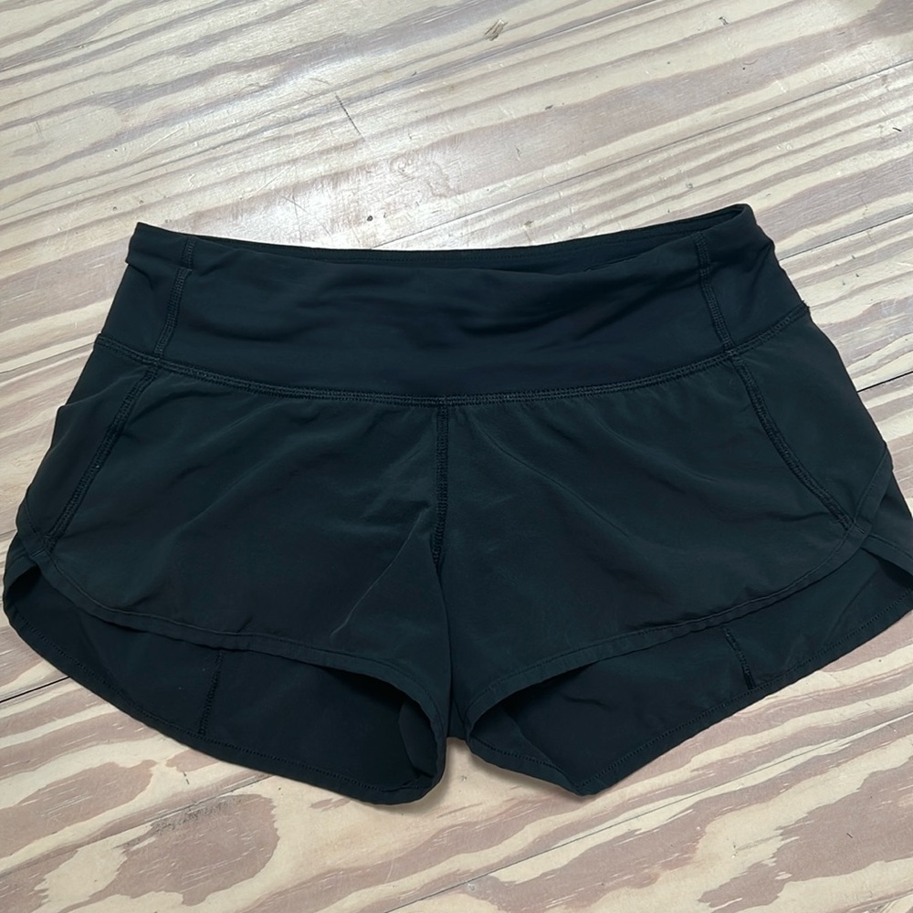 lululemon black shorts size 2